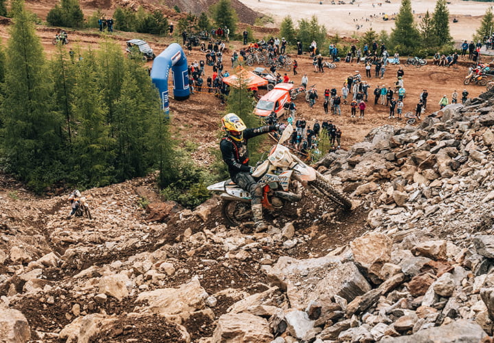 mitas-banner-riders-and-teams-EXTREME_ENDURO